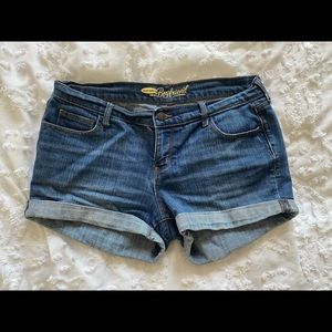 Old Navy Boyfriend Jean Shorts